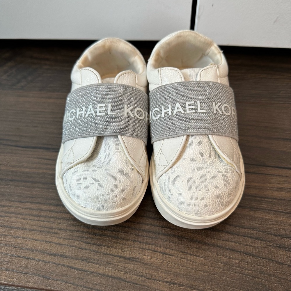 Michael Kors Girls Slip On Logo Sneaker (Size 8)